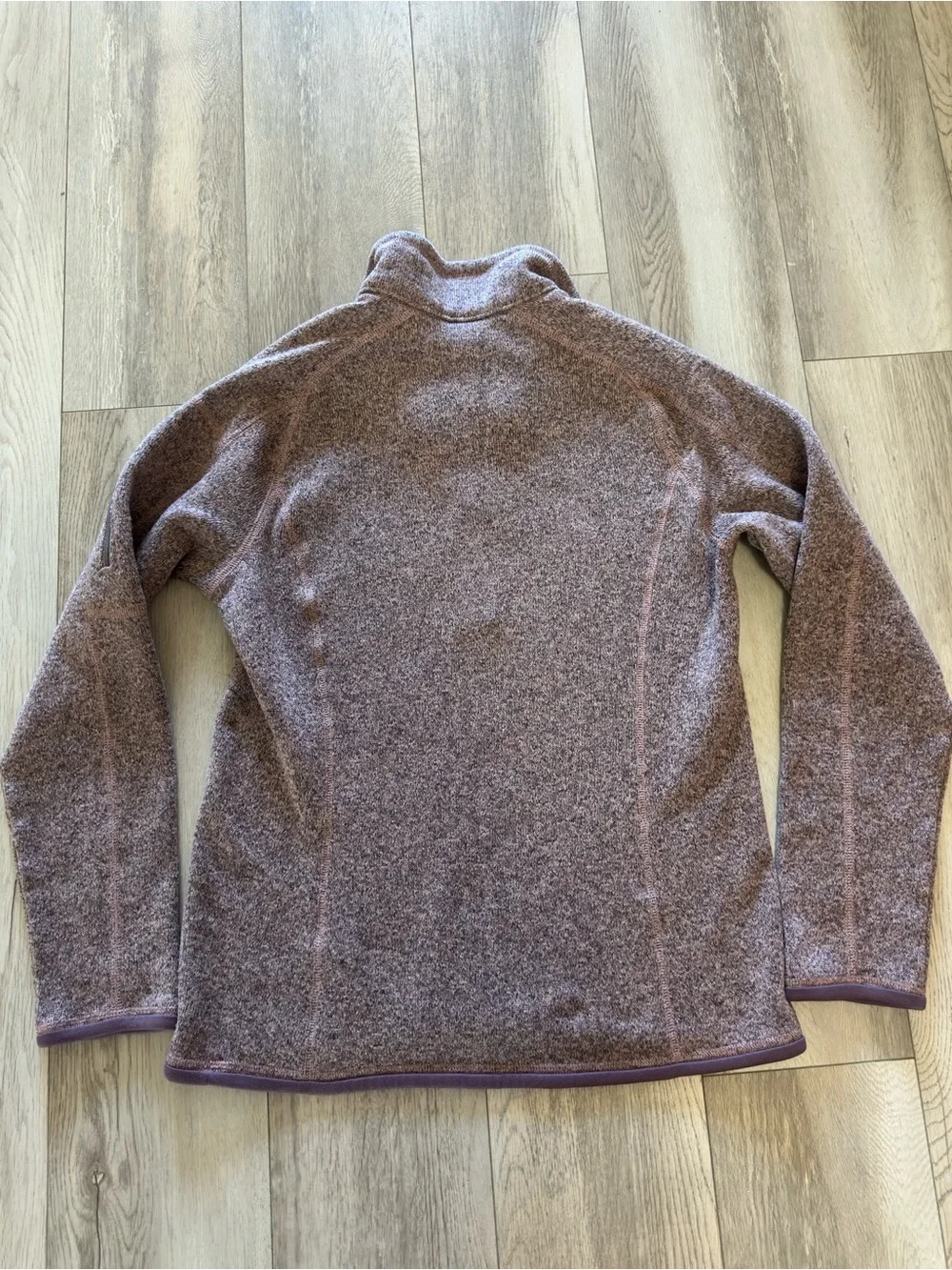 Patagonia Women’s Heathered Purple Quarter Zip Fleece Pullover